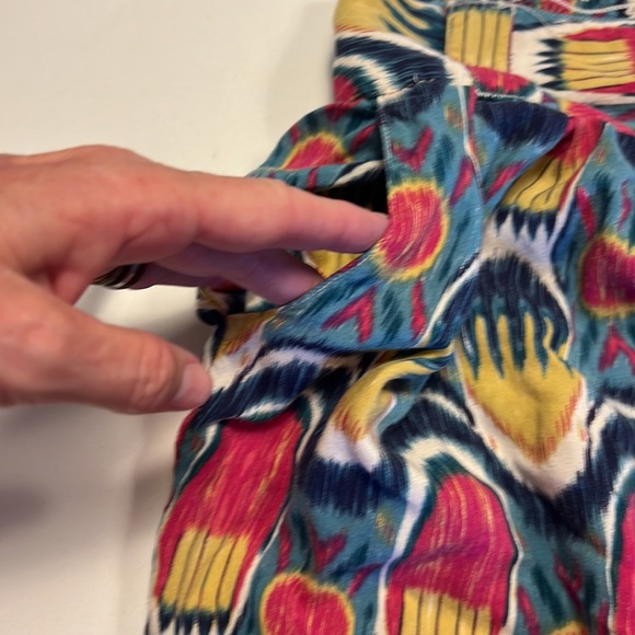 Lucky Brand beautiful, flowy shorts. - Picture 4 of 6